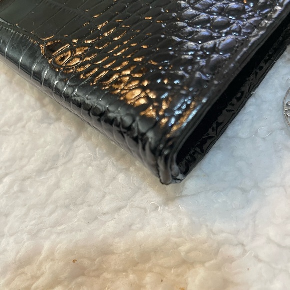 ABAS Elegant Black Crocodile-Embossed Clutch with products - Picture 7 of 14